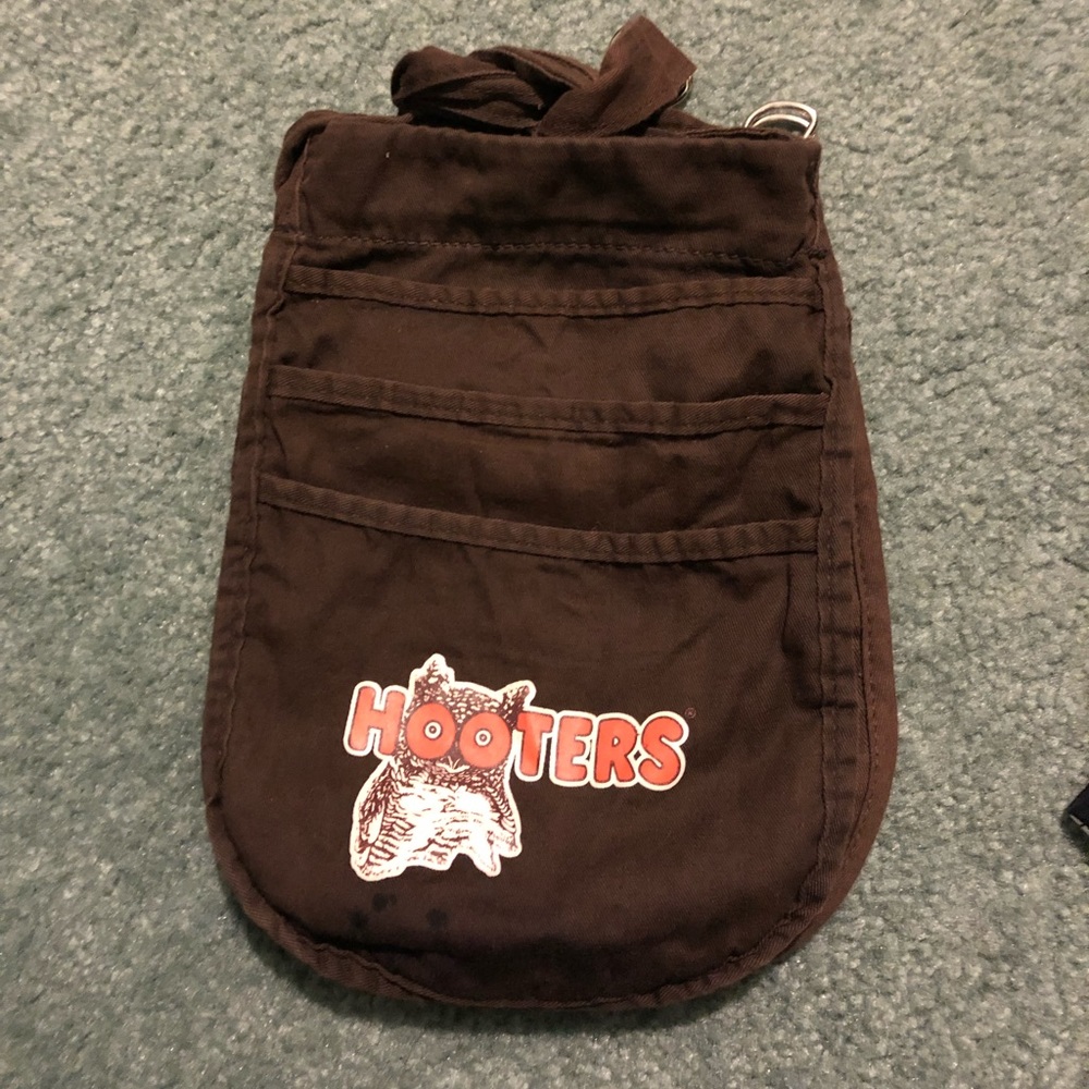 Brown hooters pouch